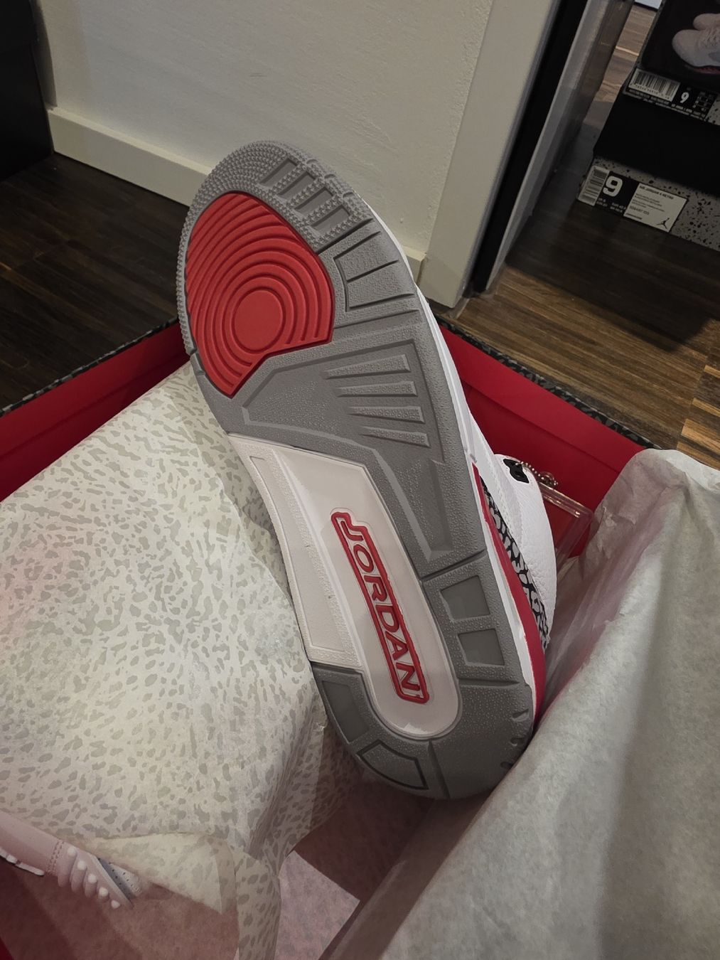 Jordan Scarpe da uomo: Air Jordan 3 Retro - NEU, Grösse 42.5 – Nuovo e nell'imballaggio originale da Bülach venduto da Zaimania 1
