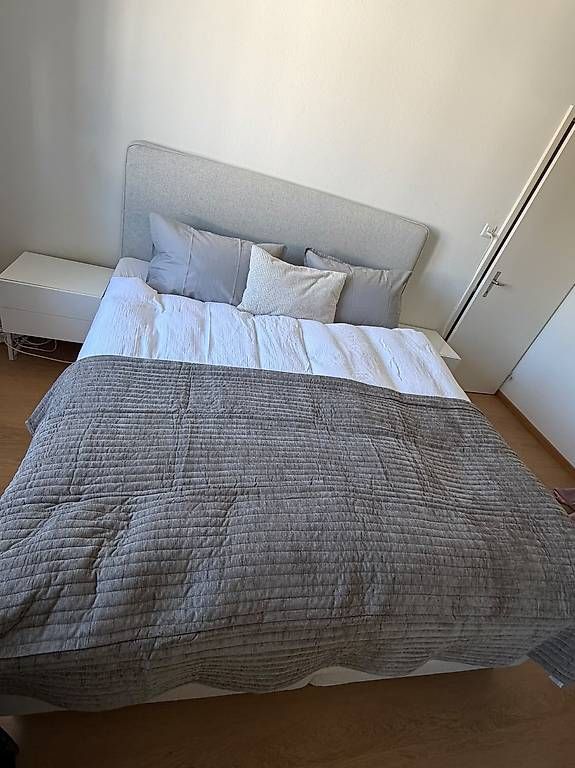 Betten: IKEA DUNVIK Boxspringbett  180 × 200 cm  Grau – Gebraucht aus Dübendorf von hib_df79 1