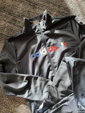 Adidas Jogginganzug