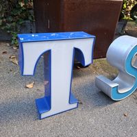 Leuchtbuchstabe Leuchtreklame T blau Vintage Design Deko