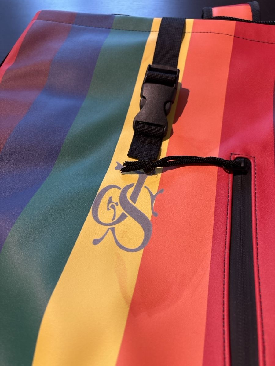 Rucksäcke: Regenbogen Rucksack, top Zustand – Neu (gemäss Beschreibung) aus Adliswil von ninotschka7 1