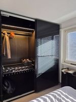PAX Kleiderschrank mit Beleuchtung und Dämpfung