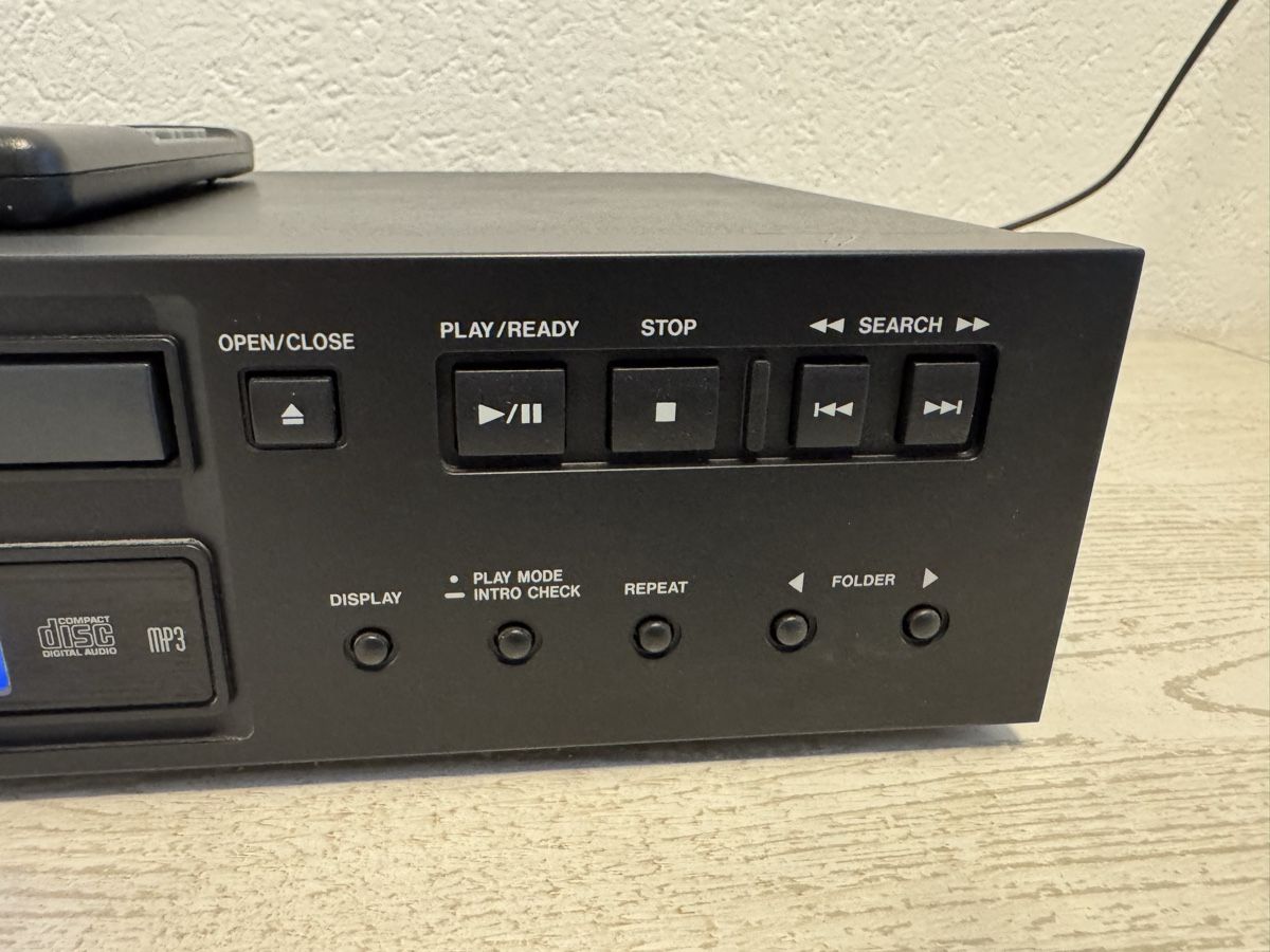 Tascam Systèmes audio & multimédias: Tascam cd-200 cd player – D'occasion à Zunzgen par milesdavis76 3