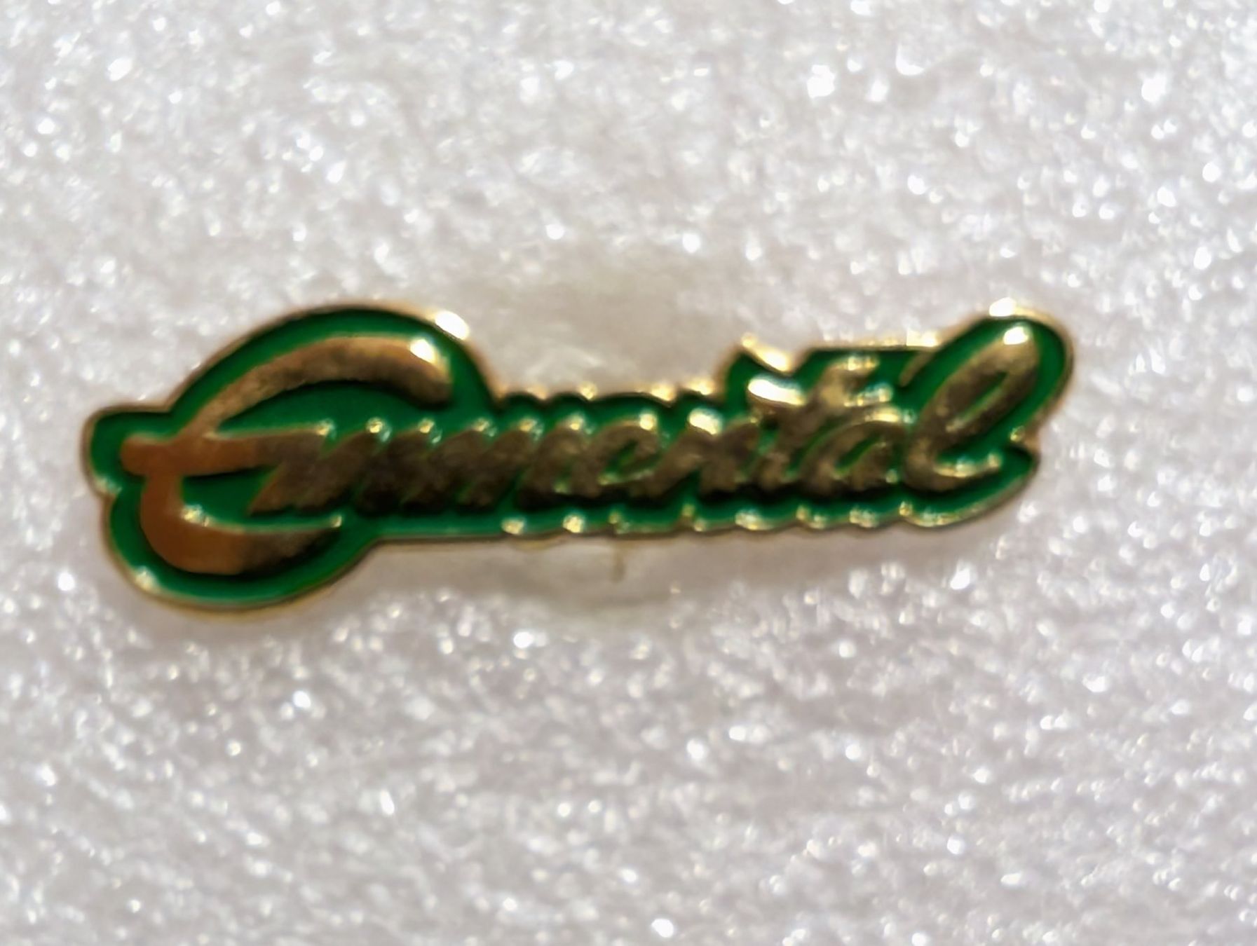 Plaketten & Abzeichen: Ansteckpin 293: Emmental – Gebraucht aus Oppligen von Pin-Fall-Shop