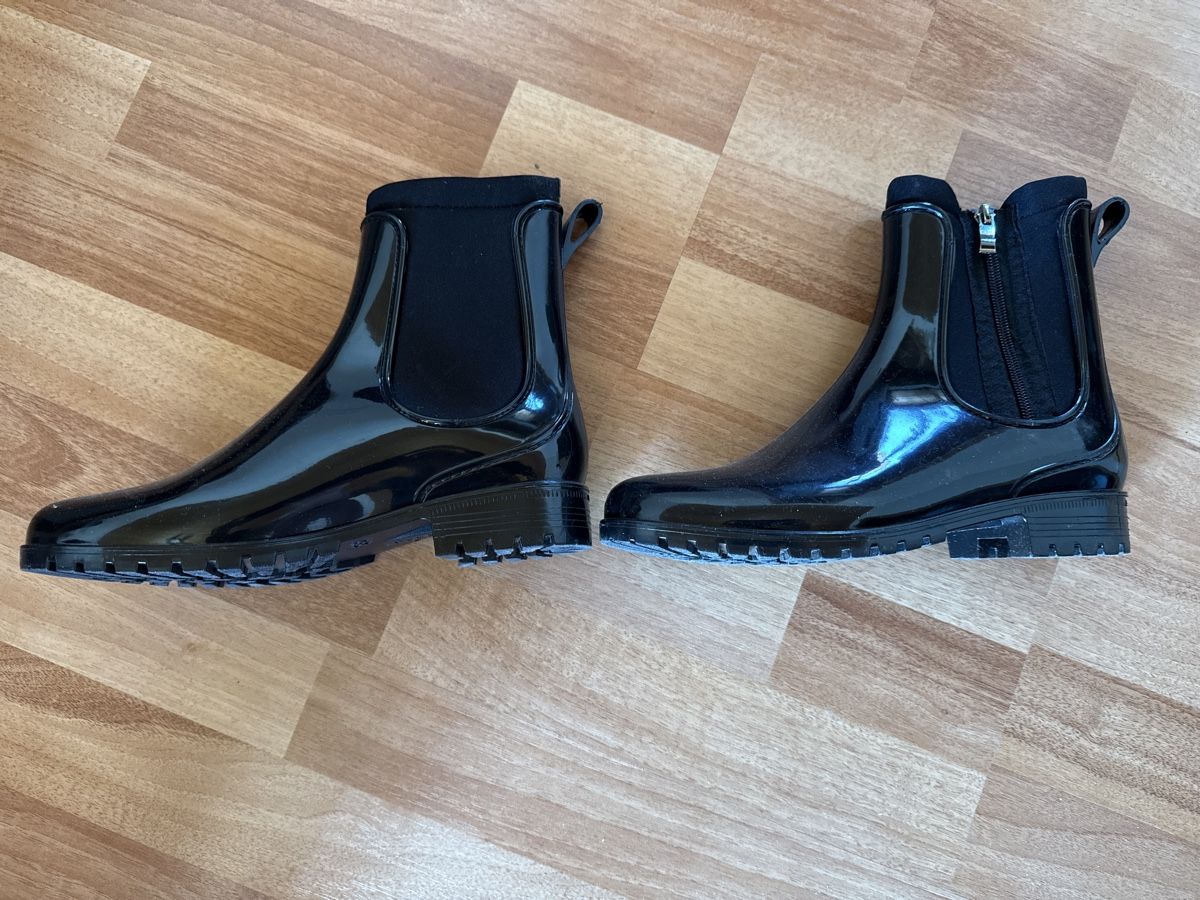 Damenschuhe: Schwarze Regenboots Gr. 38 Stiefel – Gebraucht aus Heiden von fam_797q 1