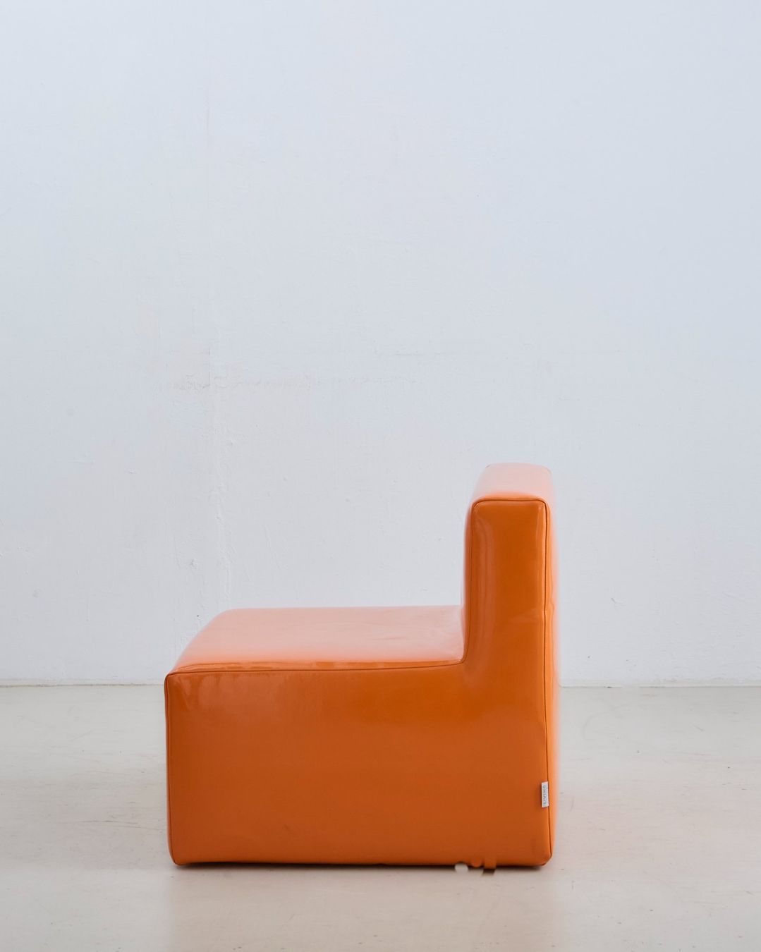 Living Divani Poltrone: Designersessel ''Cabrio'' von Living Divani – Usato da Zürich venduto da kioskio_zh