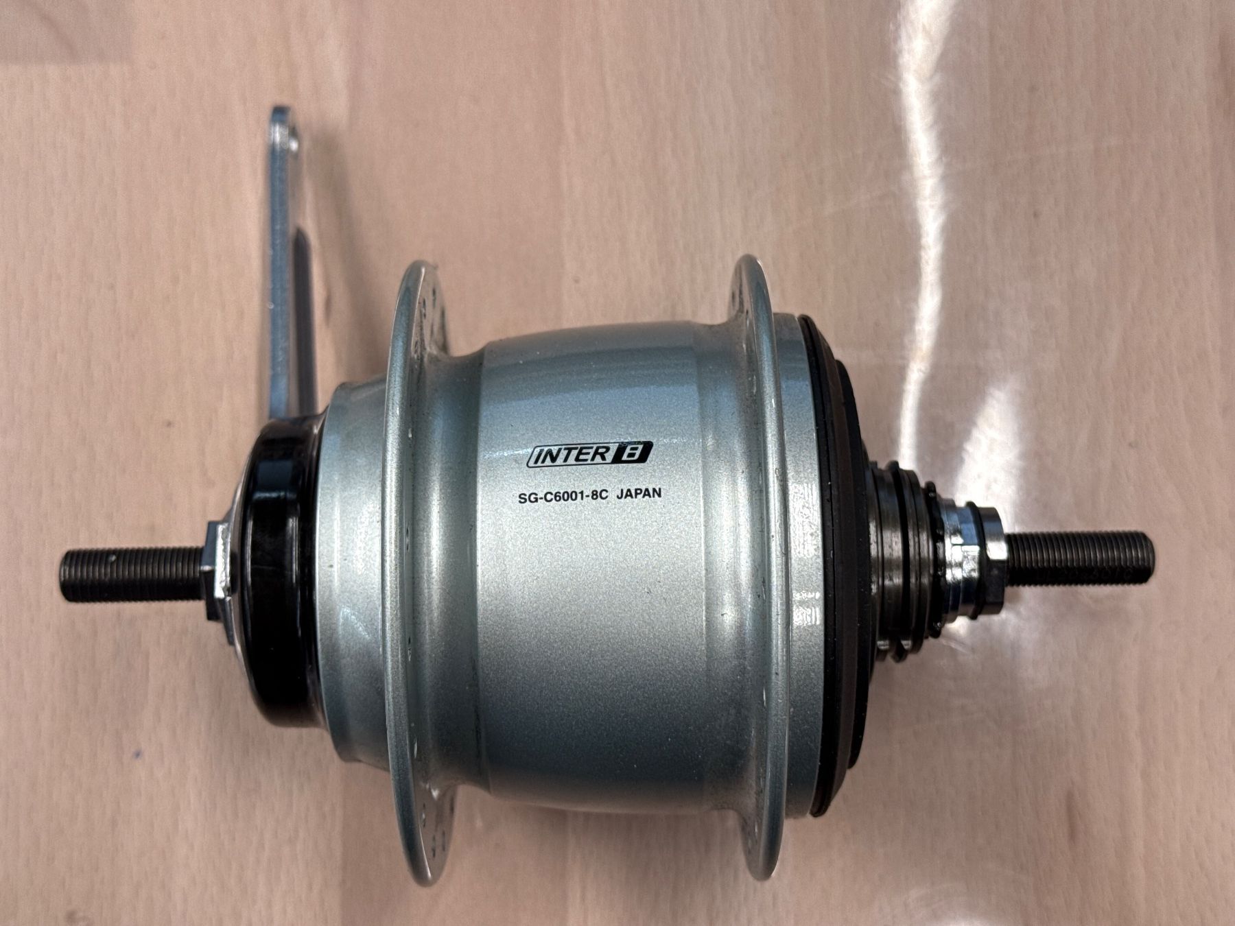 Shimano Pezzi di ricambio: Shimano SG-C6001-8C – Nuovo (secondo la descrizione) da Basel venduto da BICICLETTISTA