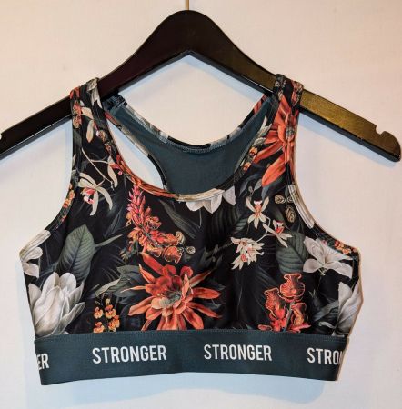Stronger Sport BH Grösse S mit Blumenmuster, neuwertig