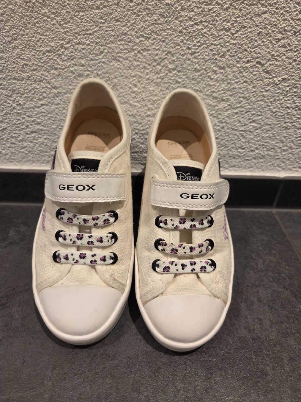 Scarpe per ragazze: Geox Minnie Maus – Usato da Gams venduto da marina1988