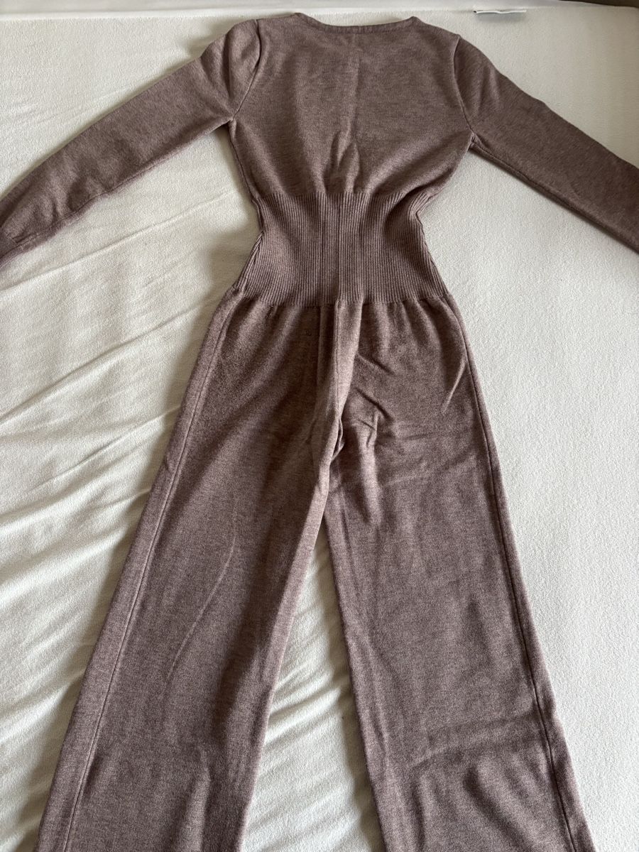 Jumpsuits: Combinaison  – Neuf (Voir description) à Vouvry par sha_rk5q 2