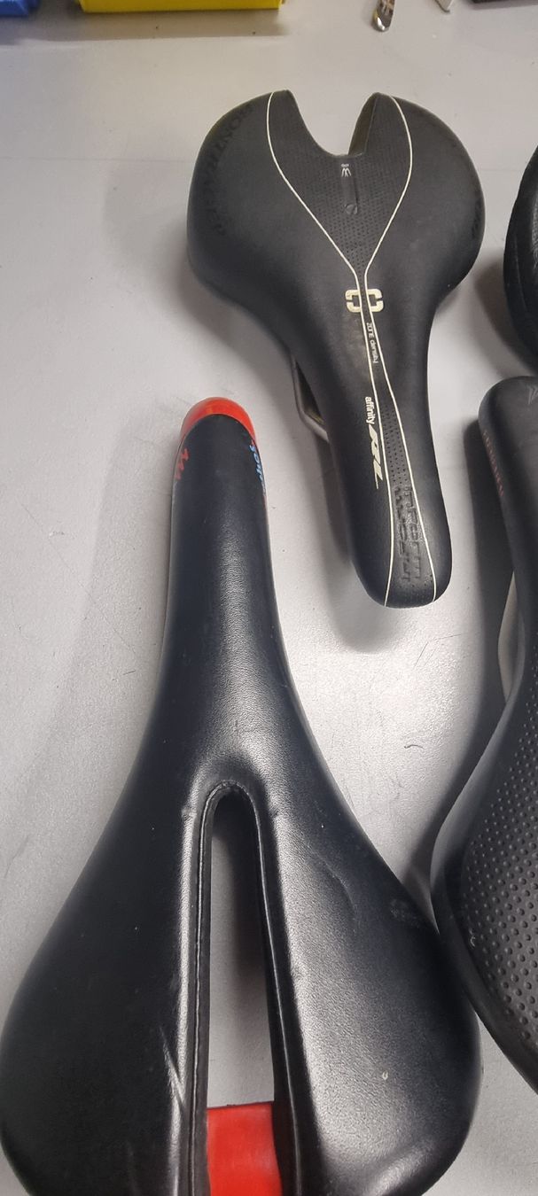 Ersatzteile: Fahrradsattel 7 Stück – Gebraucht aus Seon von Stibinio 4