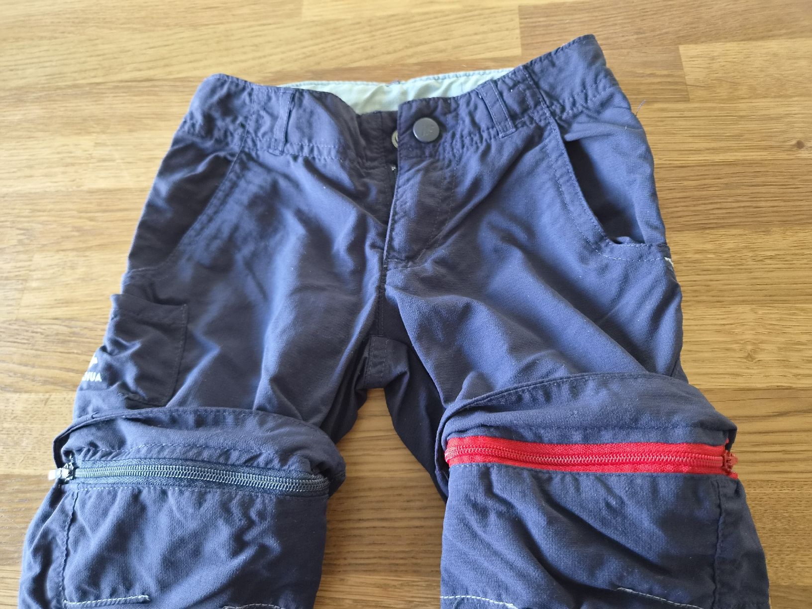 Decathlon Pantalons: Wanderhose Quechua blau, Gr. 86 – D'occasion à Einigen par thundermother 3