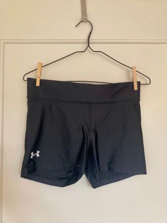 Kurze Shorts von Under Armour