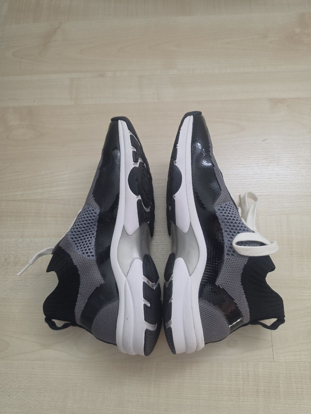 Chanel Scarpe da donna: Chanel 22 Cruise Schwarzer Sneaker – Nuovo (secondo la descrizione) da Baar venduto da reijin90 3