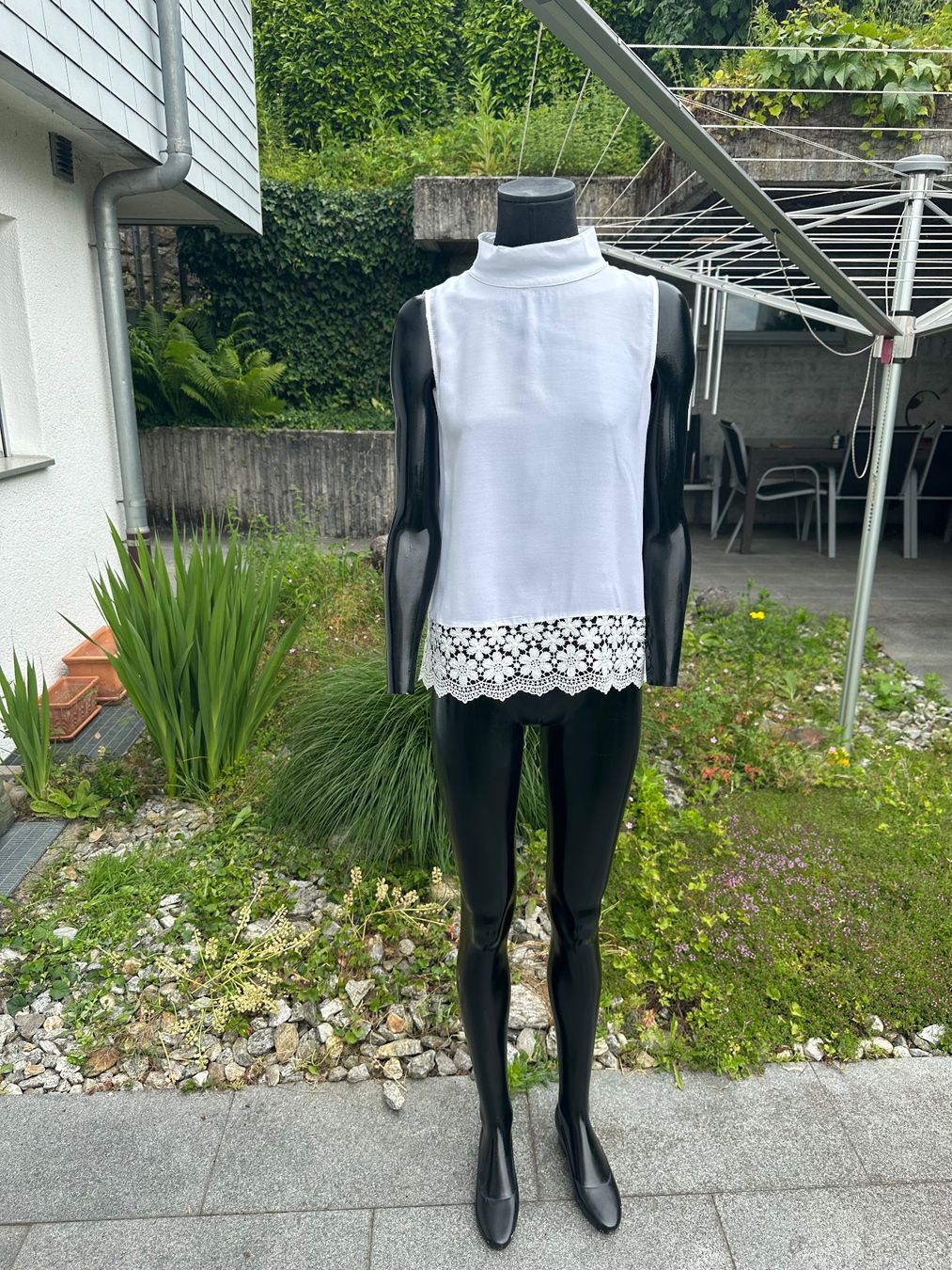 Zara Tops: Sommerliches Top mit Spitze, Weiss, Grösse 36, – Gebraucht aus Zufikon von Modestil365 1