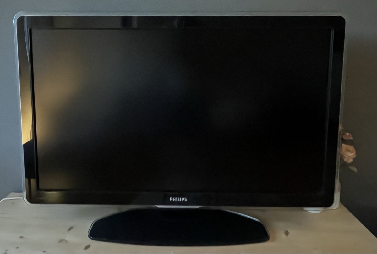 Fernseher: Philips Ambilight TV 48Zoll – Gebraucht aus Bassersdorf von Tinner7 1