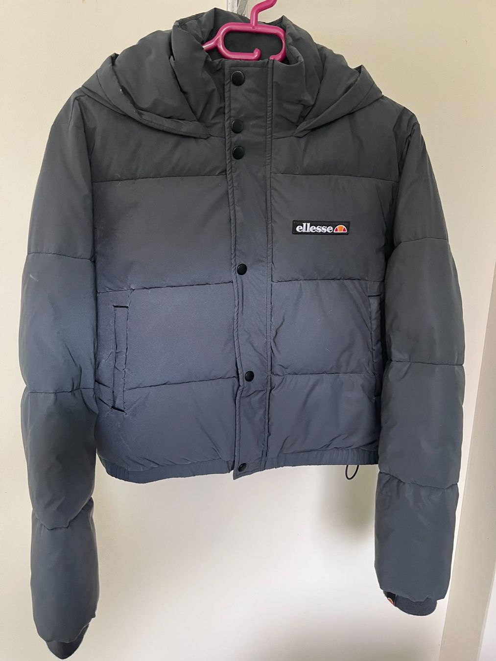Ellesse Giacche & Cappotti: Mädchenjacke (Ellesse, Grösse 38) – Usato da Thalwil venduto da Marko37