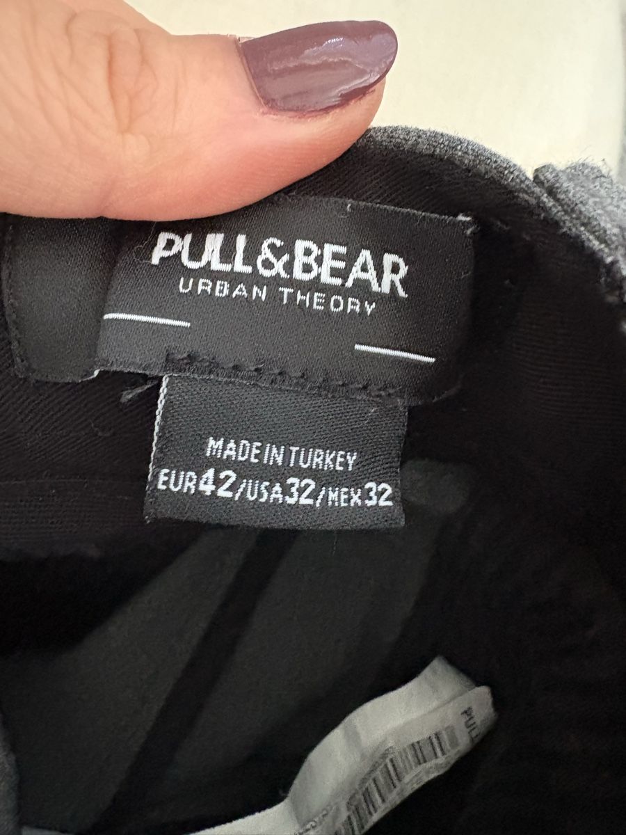 Pull&Bear Hosen: Hose Pull&Bear – Gebraucht aus Luzern von ale_v5qn 1