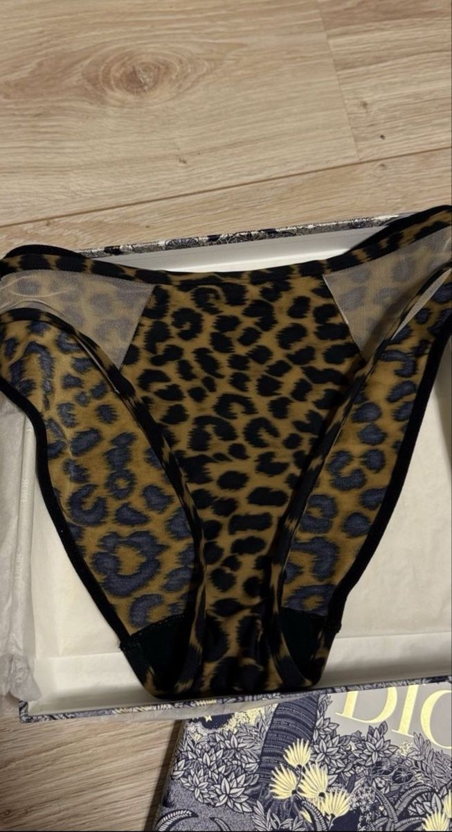 Dior Badekleider & Bikinis: Bikini Dior léopard – Gebraucht aus Lausanne von Mode_350 5