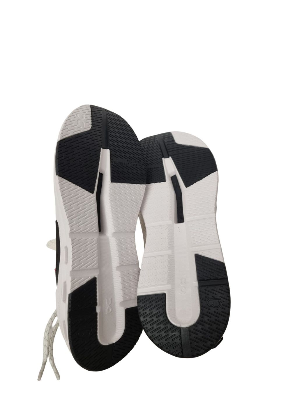 On Chaussures hommes: ON CLOUDEASY Gr.40 – D'occasion à Wangen b. Olten par Restwert_Wangen 3