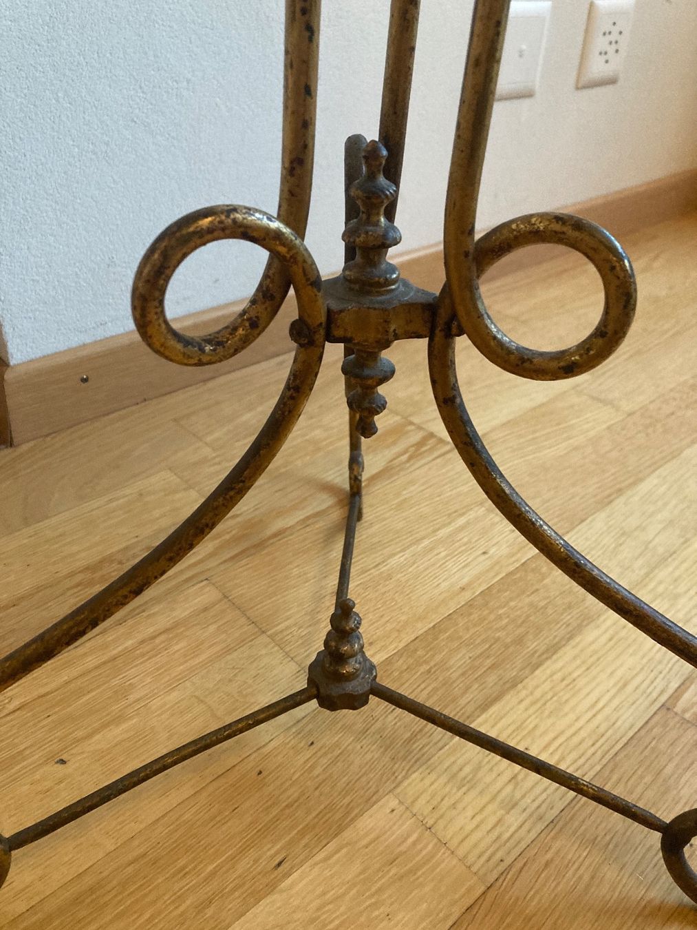 Tavoli: Magnifique table miroir antique – Usato da sion venduto da orchikorchik 2