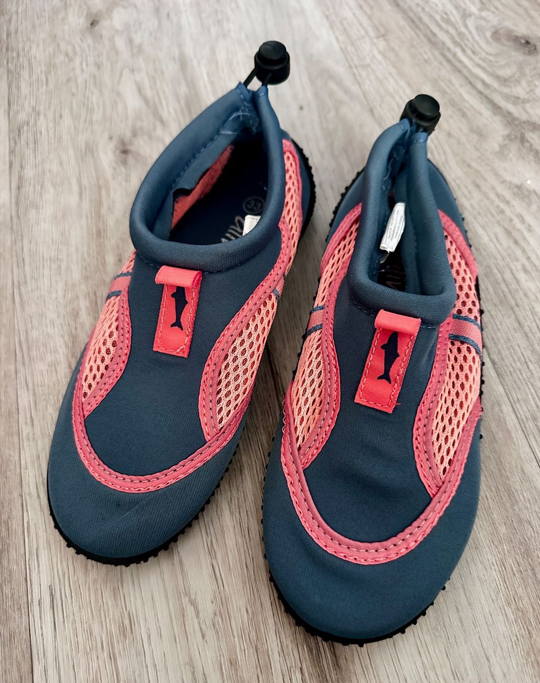 Scarpe per ragazze: NEU 🩷 Gr 33 Badeschuhe – Nuovo (secondo la descrizione) da Rickenbach b. Wil venduto da sunneschii_ 1