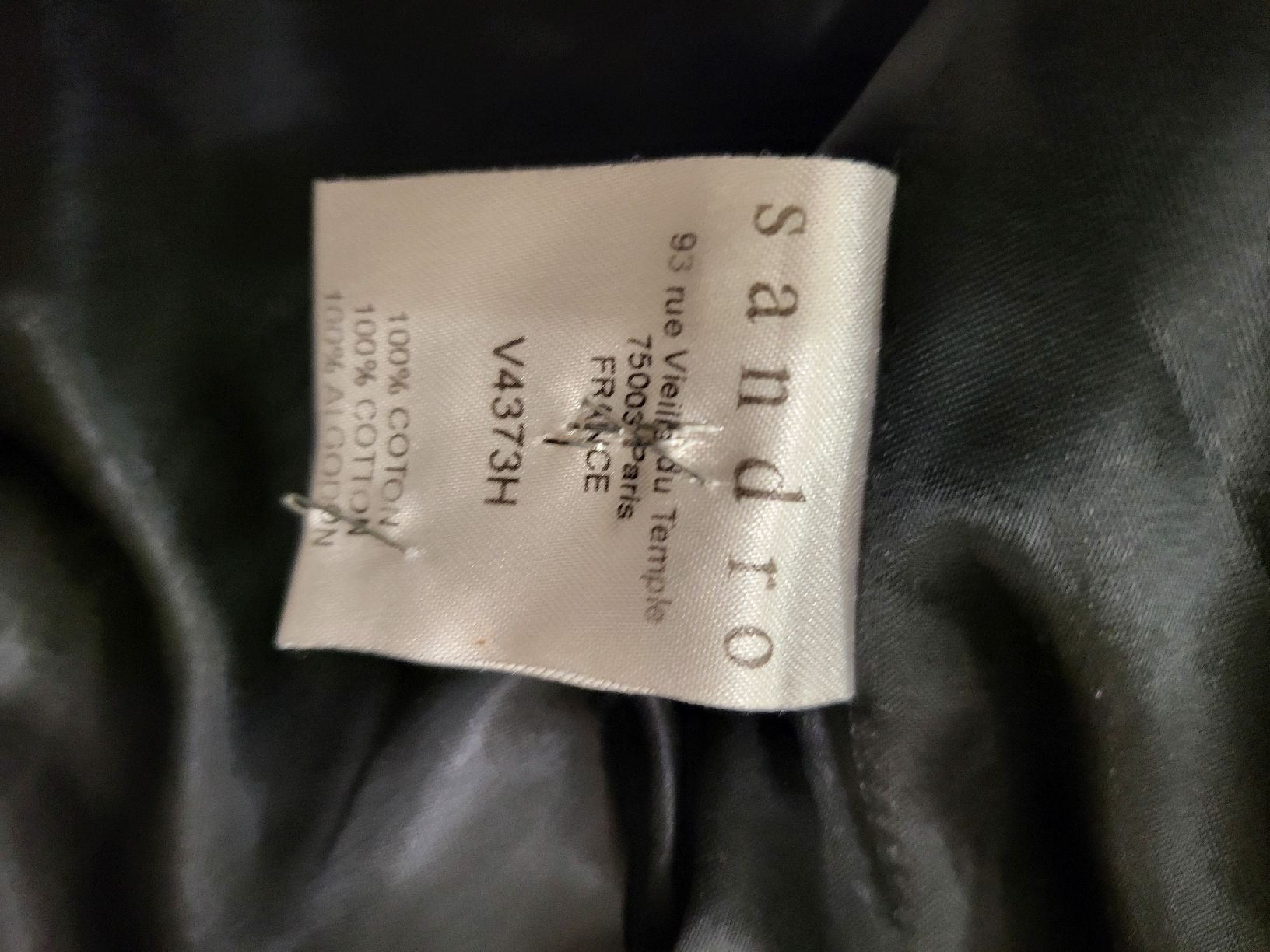 Sandro Giacche: Veste Sandro noire, taille 36 - Élégance et confort – Usato da Niedergösgen venduto da Eva2410 4