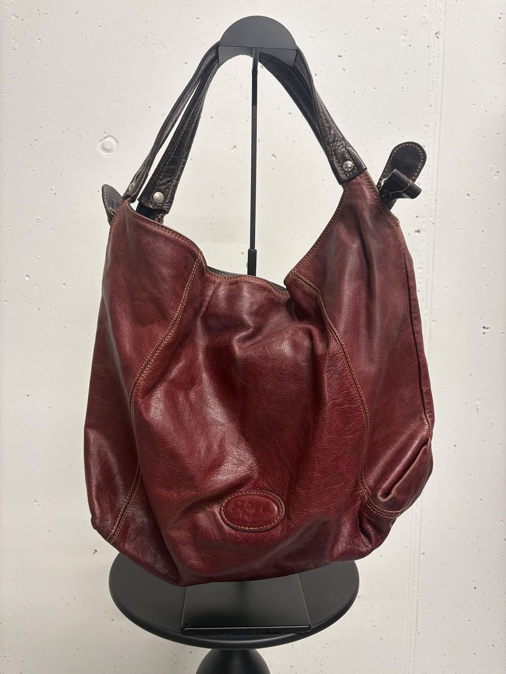Borse da donna: Sofia Cardoni Ledershopper bordeaux braun Schultertasche – Usato da Regensdorf venduto da secondchancefashion