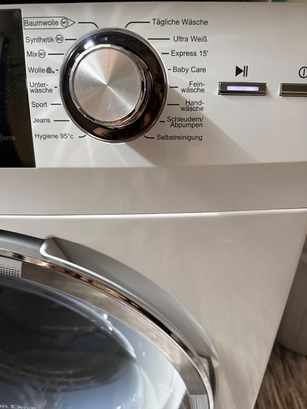 Haier Lavatrici: Haier HW80-BD1626 Intelius Waschmaschine – Usato da Buchs-ZH venduto da Birikina 1