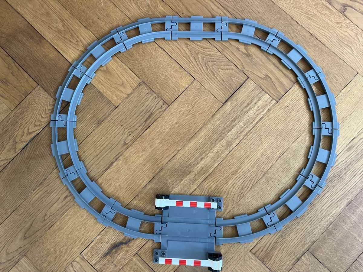 Lego Statuette: LEGO Duplo Eisenbahn Schienen Zug – Usato da Ennetbaden venduto da teo_yg9s 1