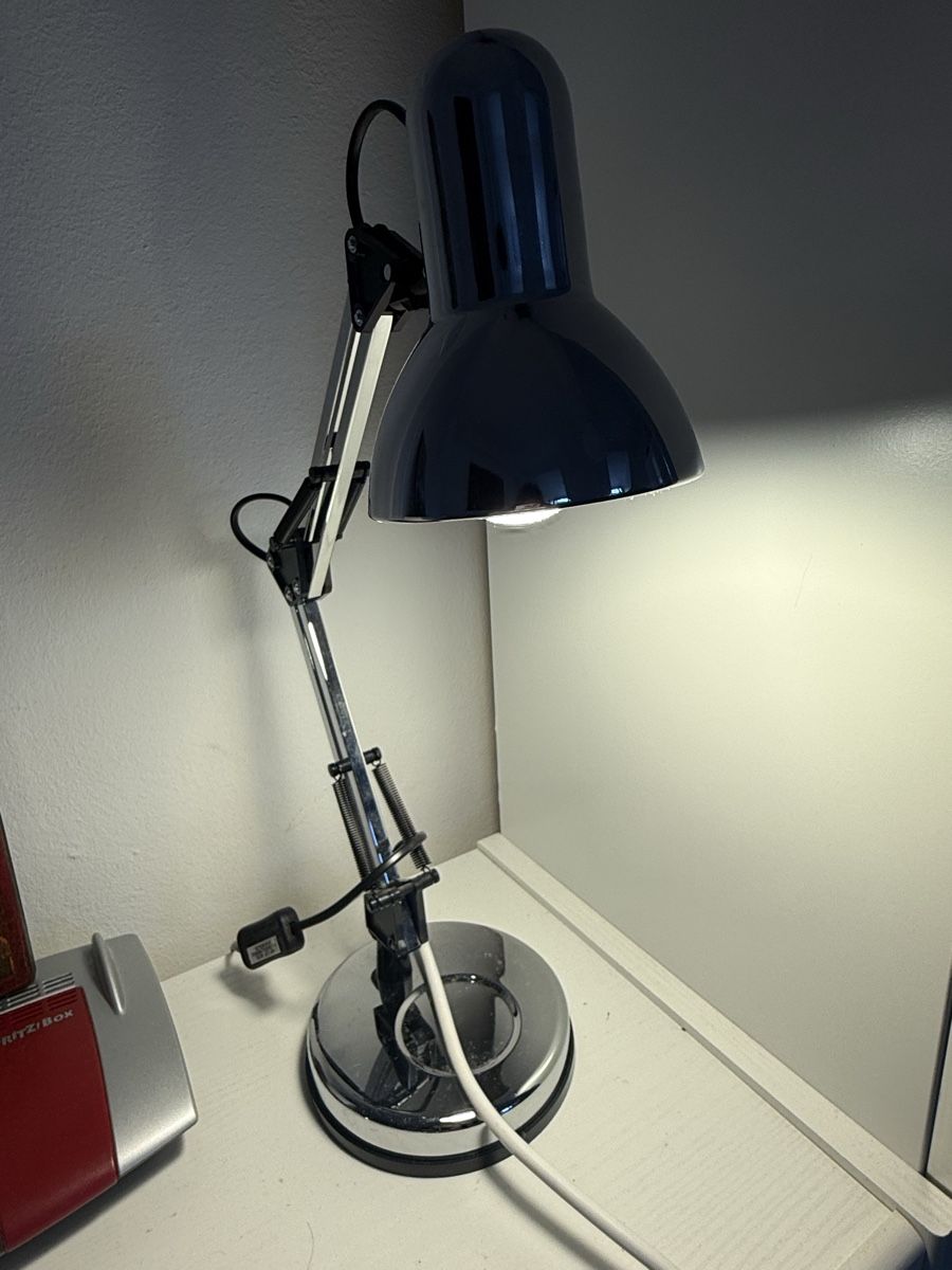 Lampade: Tischlampe zu verkaufen – Usato da Basel venduto da Victorrria 1
