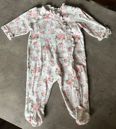Baby Strampler mit Blumenmuster weiss rosa