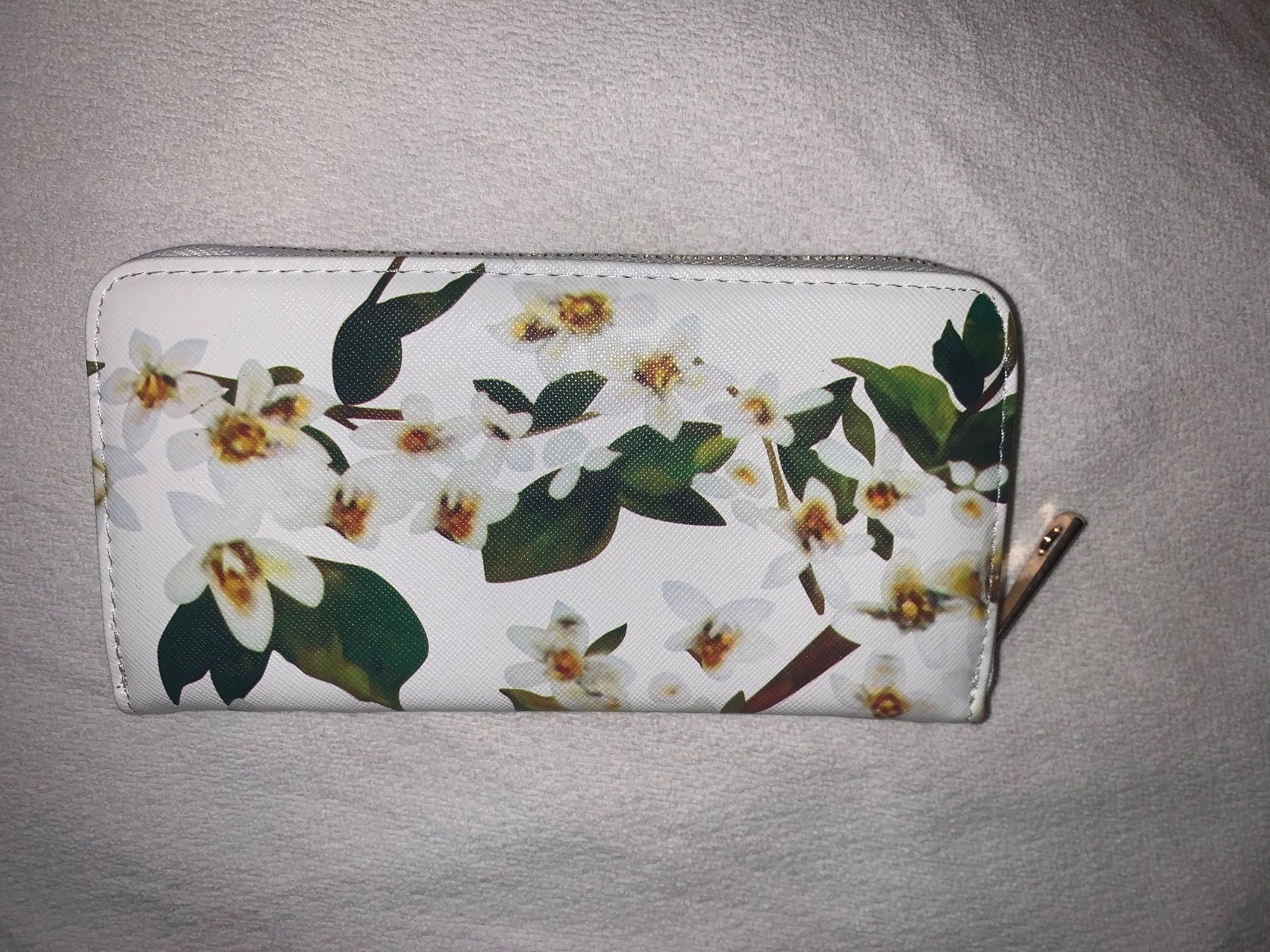Portafogli: Portemonnaie Portmonee Tasche blume mit fächern – Nuovo e nell'imballaggio originale da Buchs SG venduto da Billikatze5