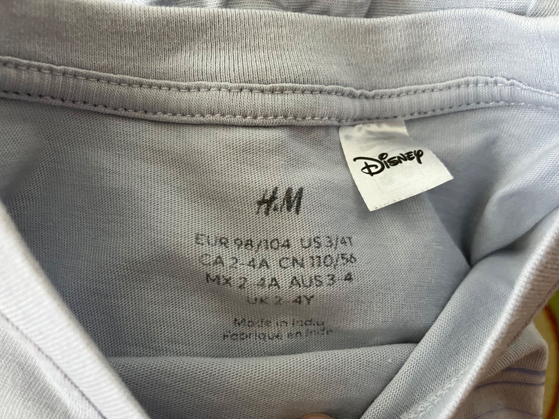 H&M Blusen, T-Shirts & Tops: T-Shirts H&M Gr. 98/104 - 2 Stk. – Gebraucht aus Gattikon von stri_lgs79 3