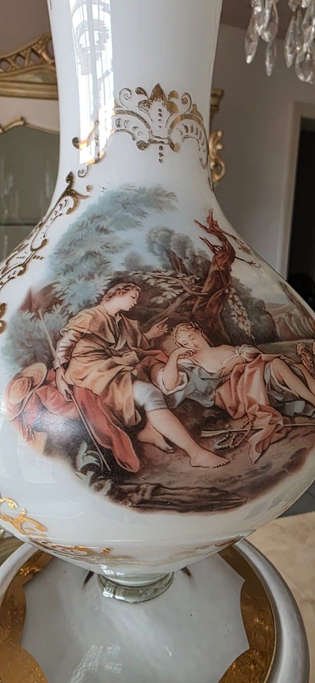 Vase & Récipients: Traumhafte Bauchvase auf Sockel – D'occasion à Kaufdorf par Nati-Nati 9
