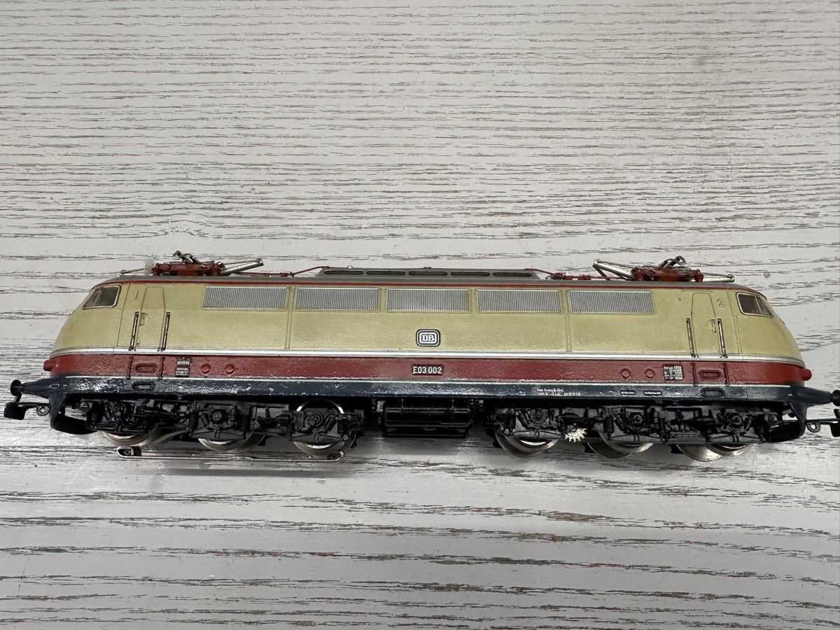 Märklin Modelleisenbahnen: Märklin 3053 DB BR 103 TEE – Gebraucht aus Lupsingen von New-Haven 2