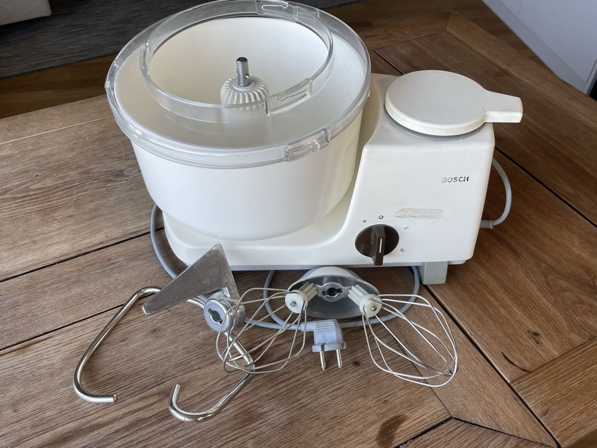 Bosch Elettrodomestici da cucina: BOSCH  -neuzeit- UniversalKüchenmaschine – Usato da Bern venduto da rit_d25b 1