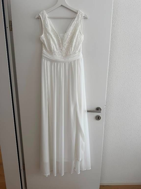 Robes: Hochzeitskleid Grösse M / 40 – D'occasion à Gisikon par s-halef 1