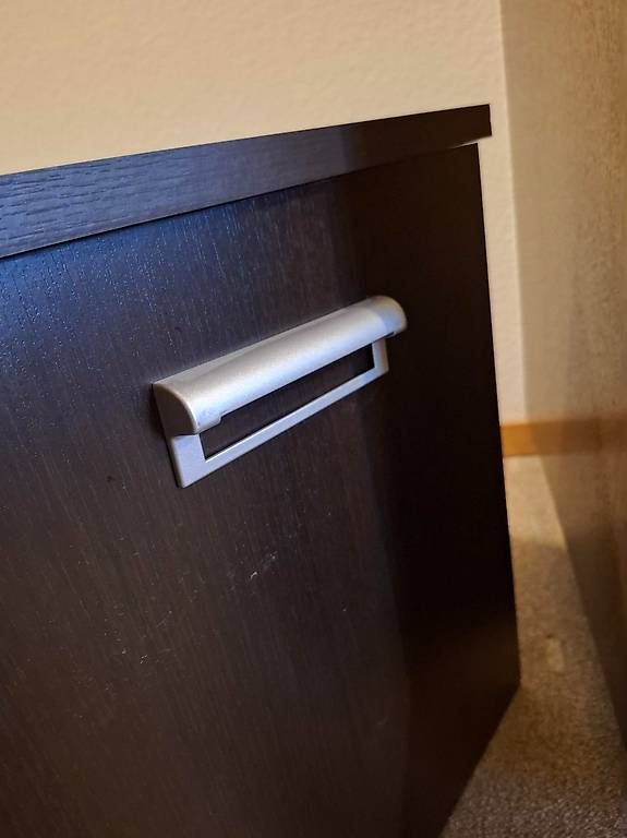 Commodes: Kleine braune Kommode – D'occasion à Fehraltorf par lameduckalex 3