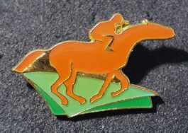 BB415 - Pin Pferd Pferde Sport Pferderennen