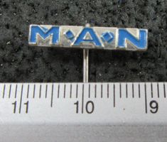 MAN AUTO TRUCK LKW LOGO ANSTECKNADEL ABZEICHEN VINTAGE OLDI