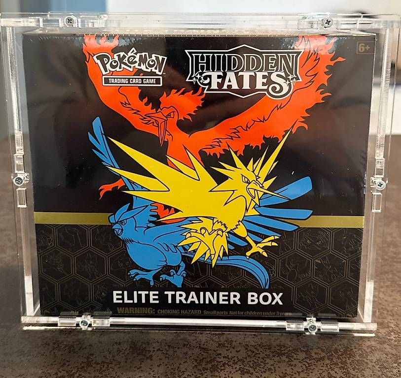 Pokémon Carte collezionabili: Hidden Fates Elite Trainer Box – Nuovo e nell'imballaggio originale da Penthaz venduto da Loupuce