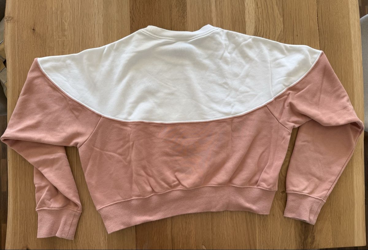Nike Maglioni & Felpe: Nike crop top sweatshirt size M – Nuovo (secondo la descrizione) da Zürich venduto da lar_8826 1