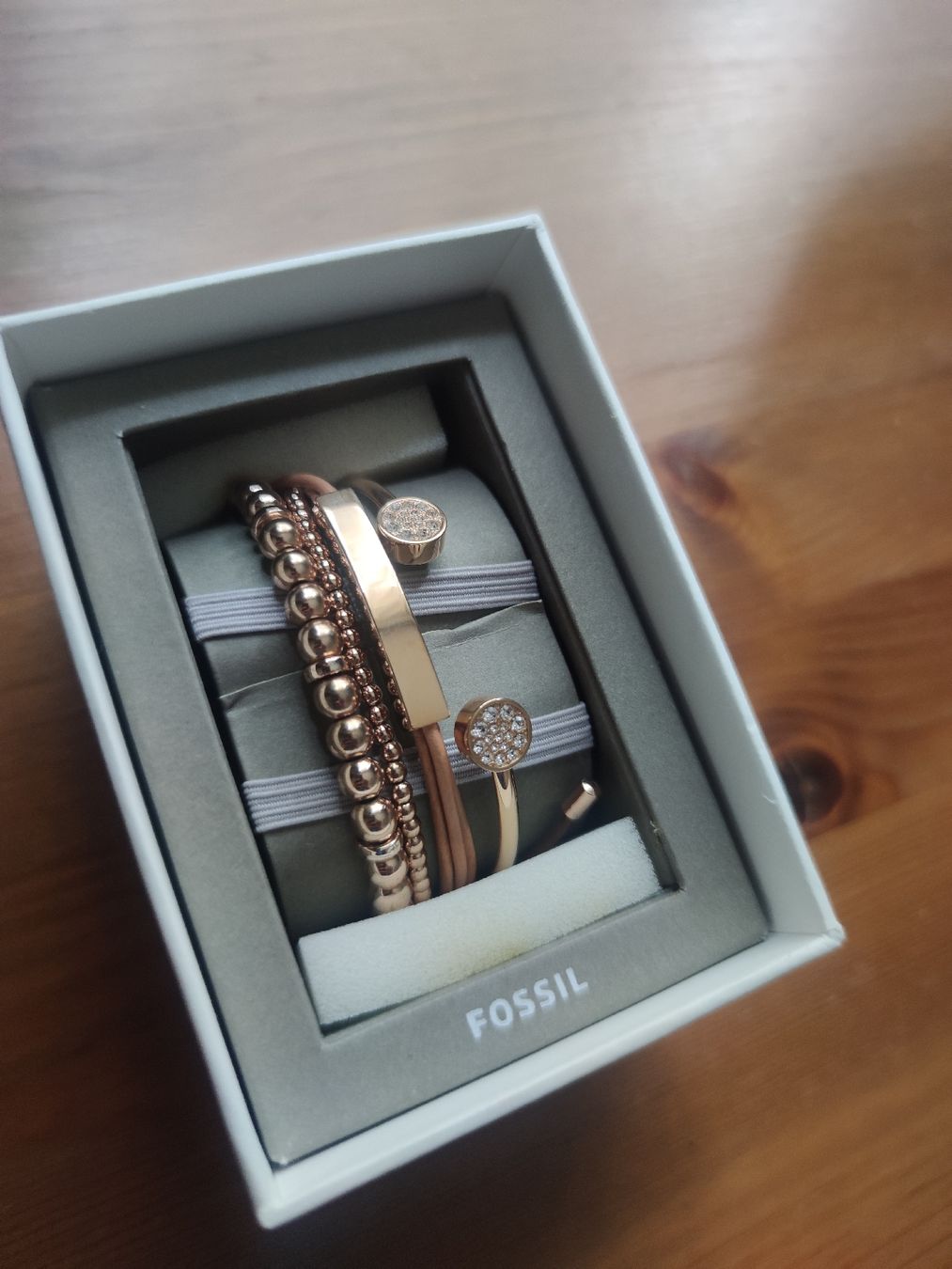 Fossil Armbänder & -reifen: Fossil Rosegold Armband Dreier Set – Neu (gemäss Beschreibung) aus Zürich von ber_r6hd