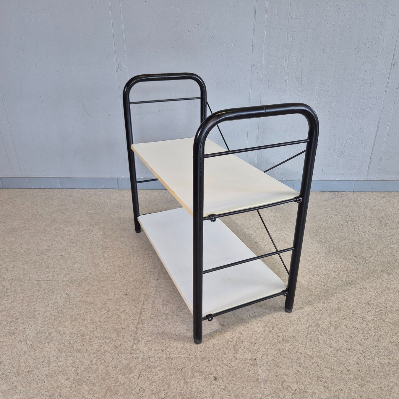 Scaffali: Black&White Design Standregal Regal Shelf – Usato da Nottwil venduto da Wondewa-Shop 8