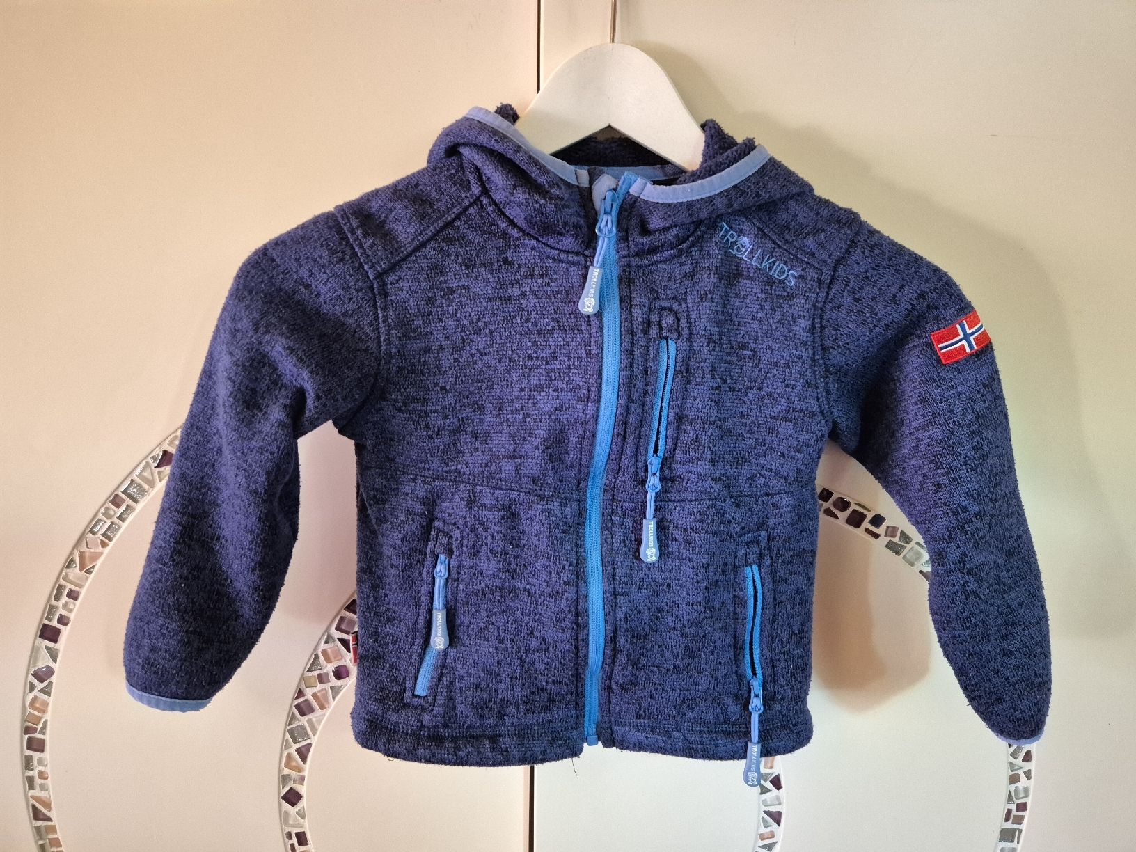 Trollkids Vestes & Manteaux: Trollkids Jacke Blau Gr. 104 – D'occasion à Wynigen par La_Talpa