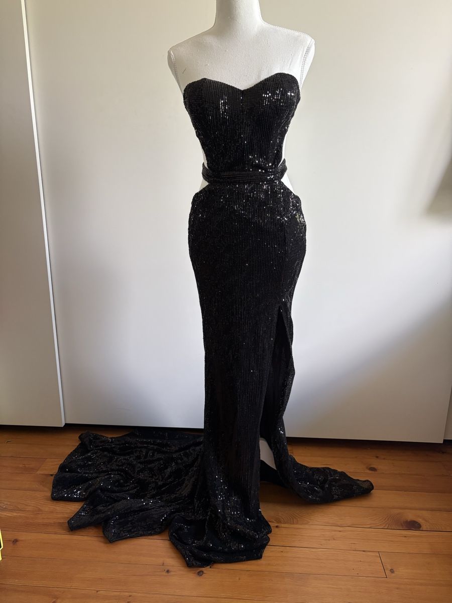 Kleider: Robe à sequin Abyss by Abby – Gebraucht aus Sion von edelweissse