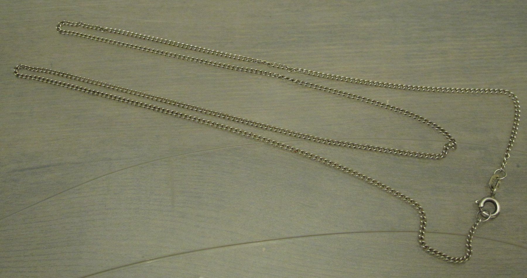 Catenine: Chaînette Ag800, 55.5cm, maille Anglaise – Usato da Nyon venduto da WHTF 2