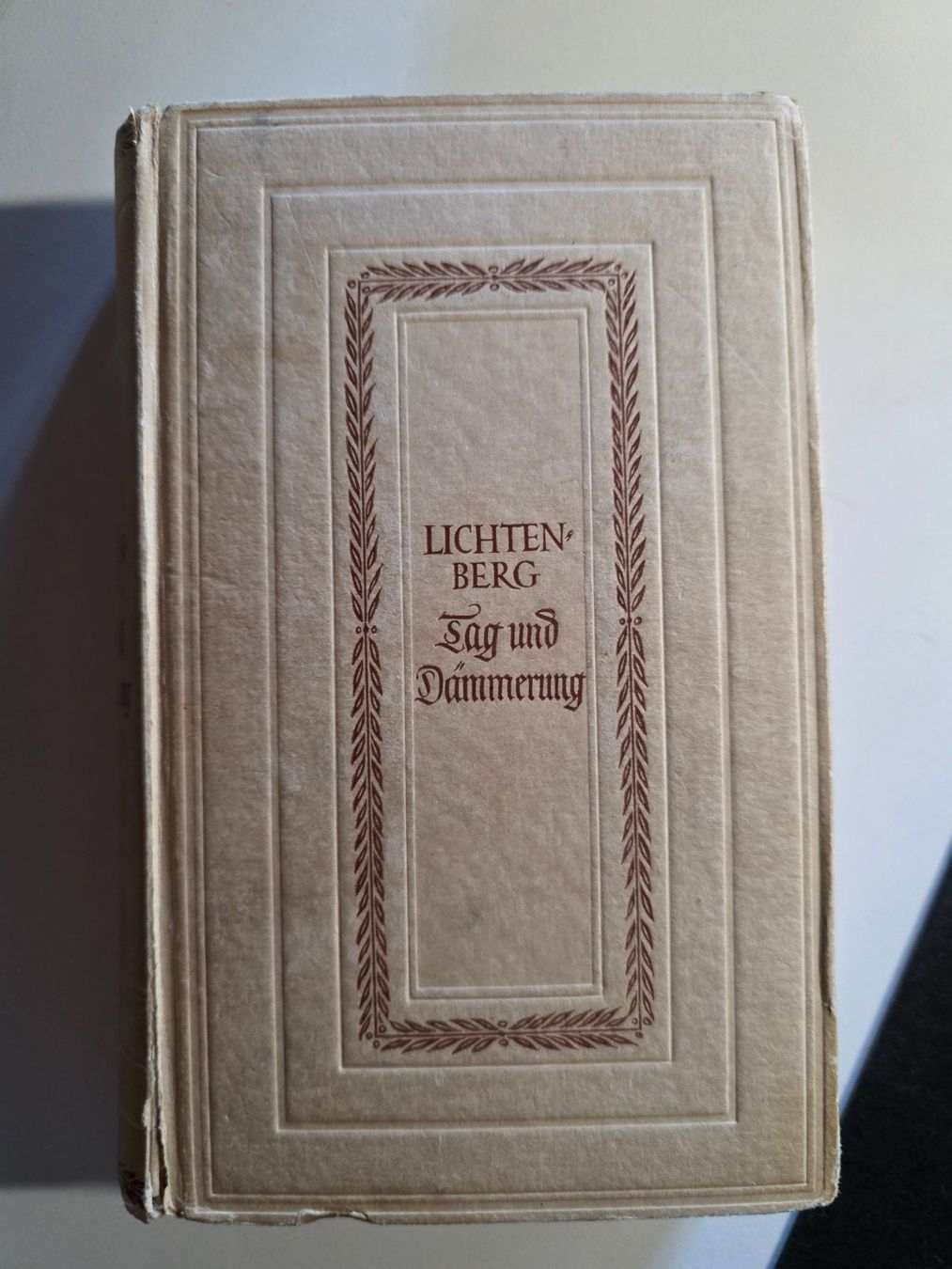 Libri: Lichtenberg - Tag und Dämmerung - 1942 – Usato da Walterswil BE venduto da Lonitti 1