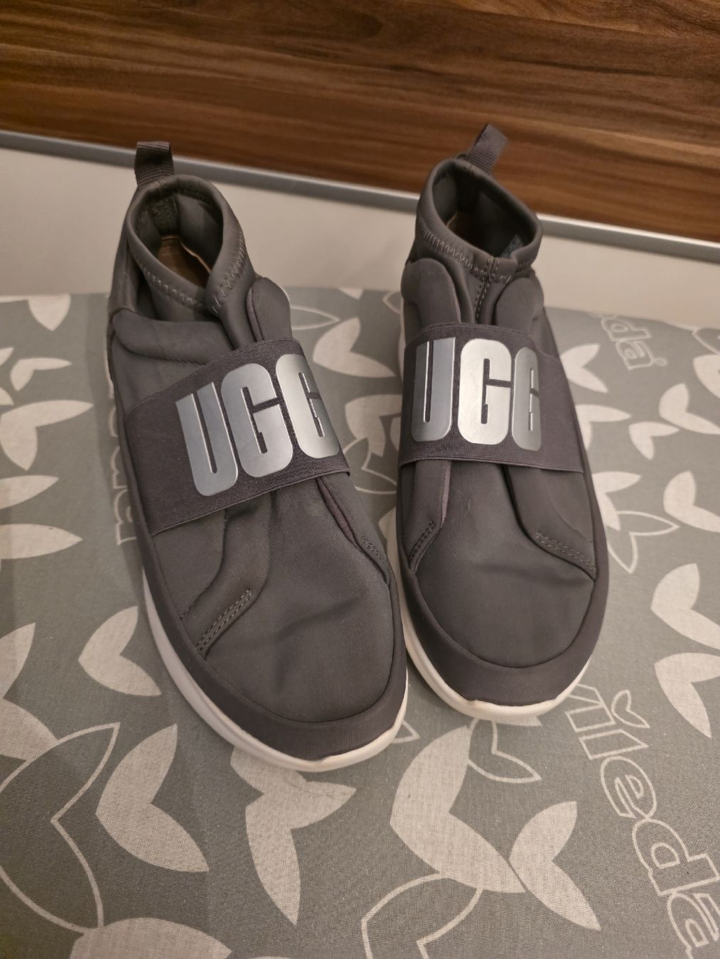 Ugg Herrenschuhe: UGG Schuhe Gr.38 – Gebraucht aus Itingen von bea_bxv5